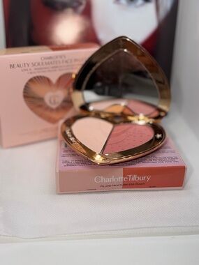 Charlotte Tilbury Pillow Talk Flawless Peach Duo